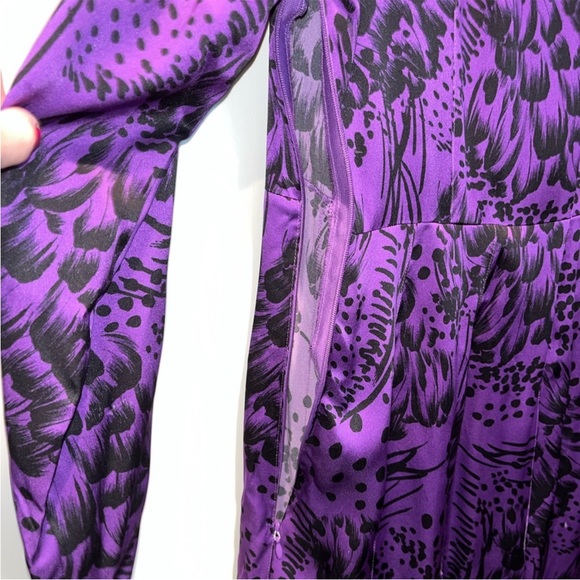 Silk Escada Dress - Picture 12 of 13